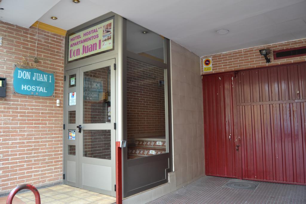 Hostal Don Juan I Αλκαλά ντε Ενάρες Εξωτερικό φωτογραφία